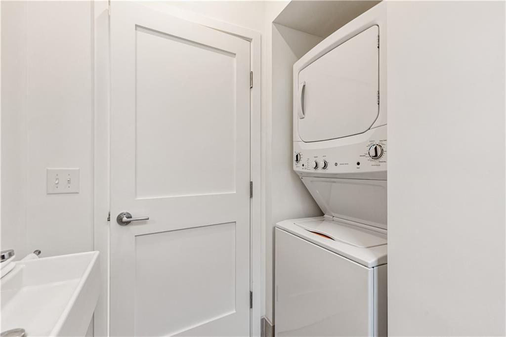 59 Warren Street Unit 6 Property Photo 32