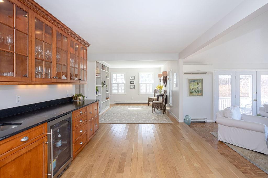 8 Key Court Property Photo 20