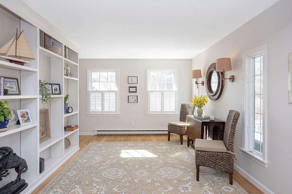 8 Key Court Property Photo 21