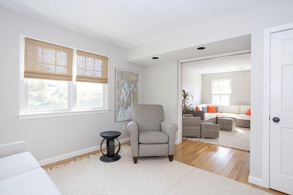 8 Key Court Property Photo 31