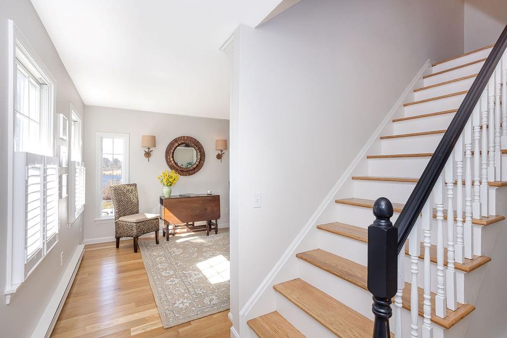 8 Key Court Property Photo 33