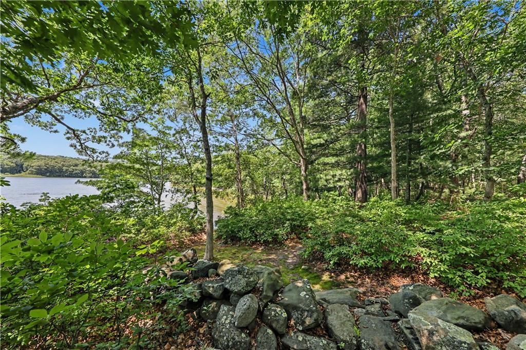 555 Carpenter Lane Property Photo 31