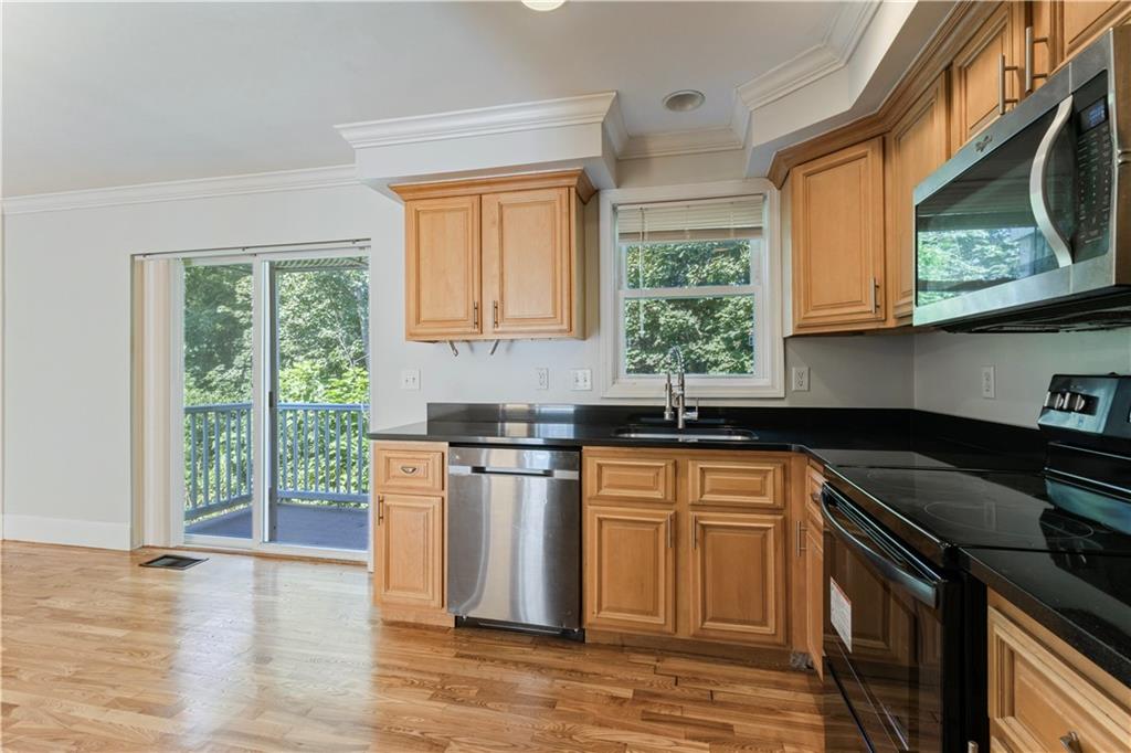 5 Morrill Lane Unit C Property Photo 9