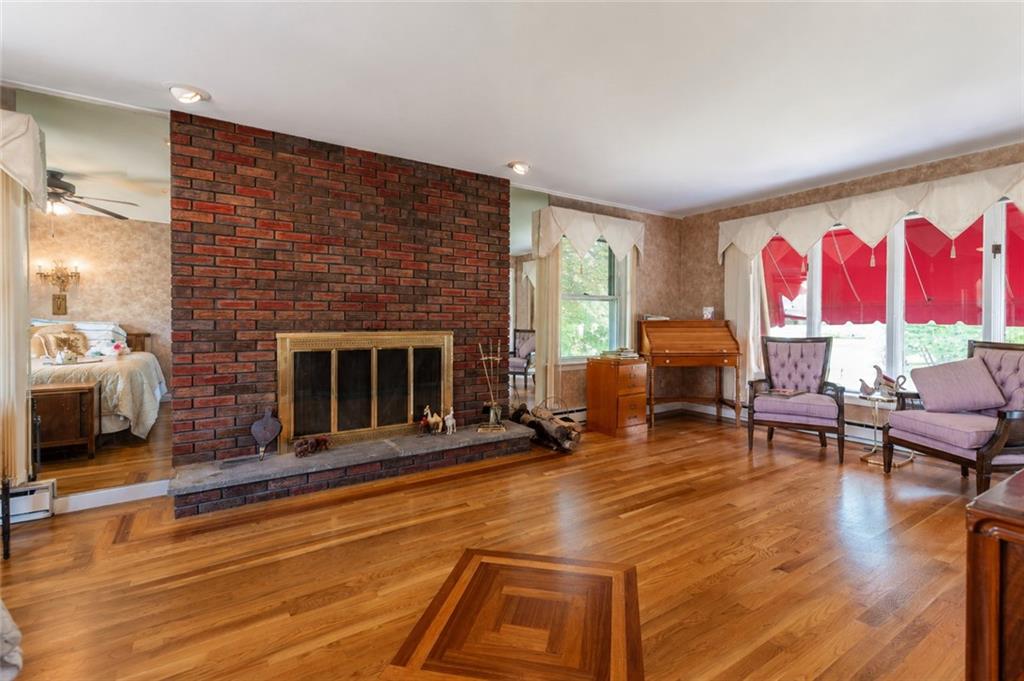 10 Surrey Lane Property Photo 27