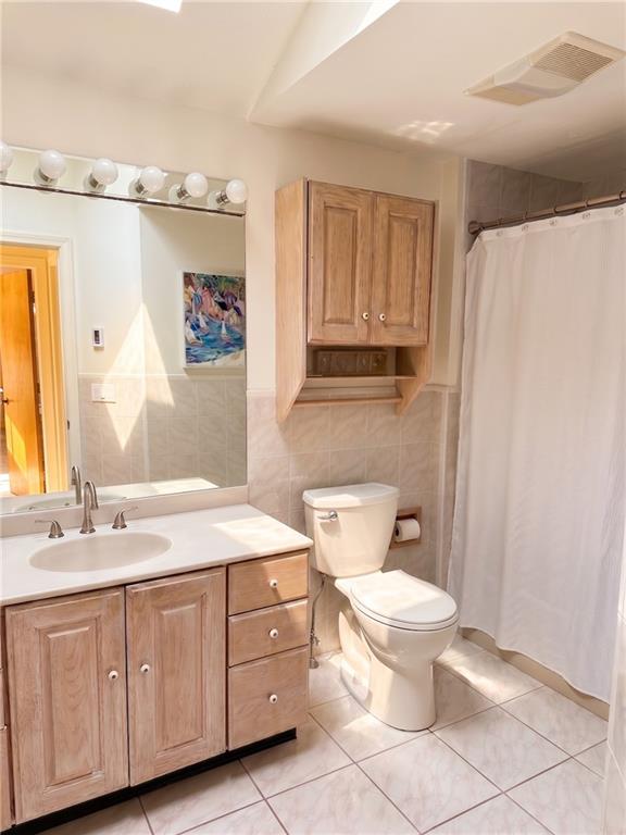 55 Holly Road Property Photo 13