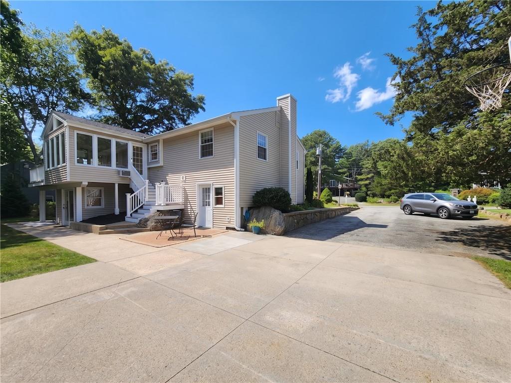 55 Holly Road Property Photo 24