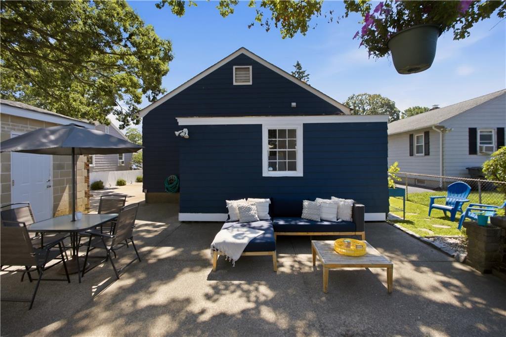 16 Minnesota Street Property Photo 5