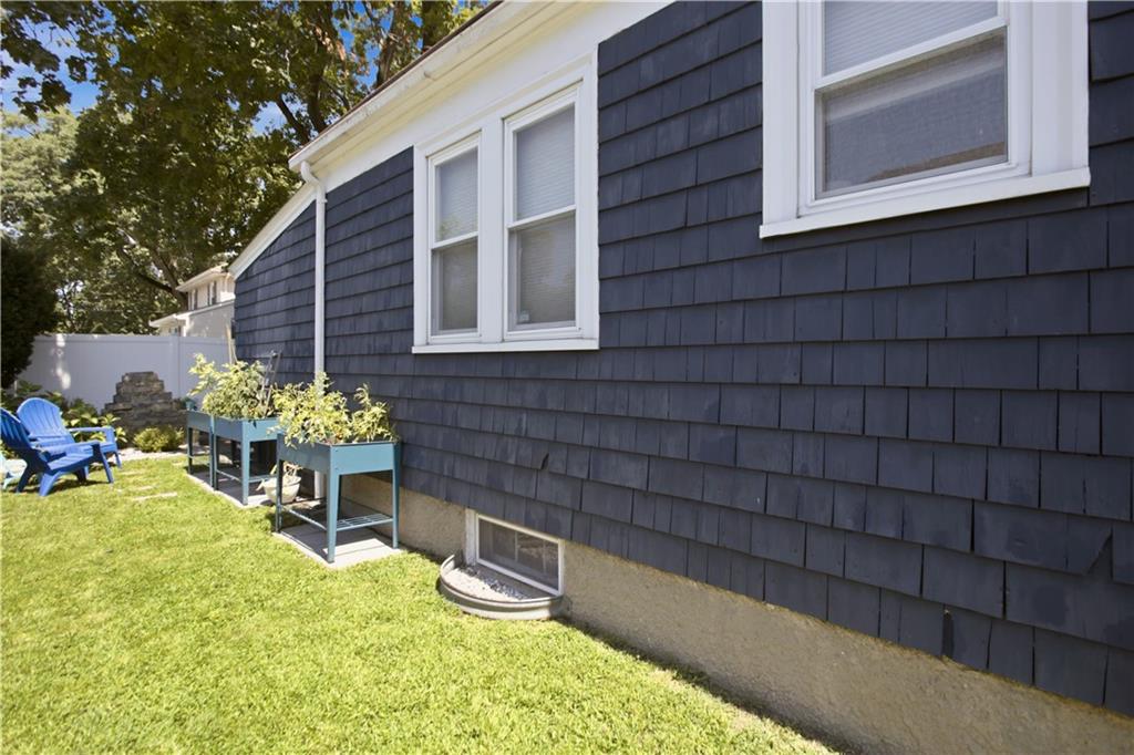 16 Minnesota Street Property Photo 7