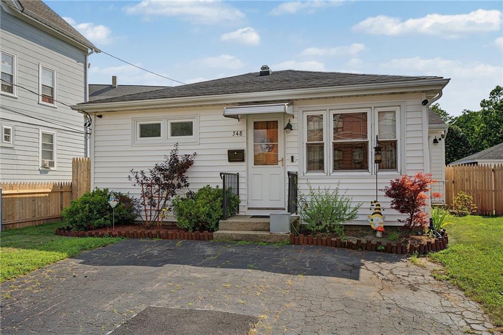 348 Park Place Property Photo 1