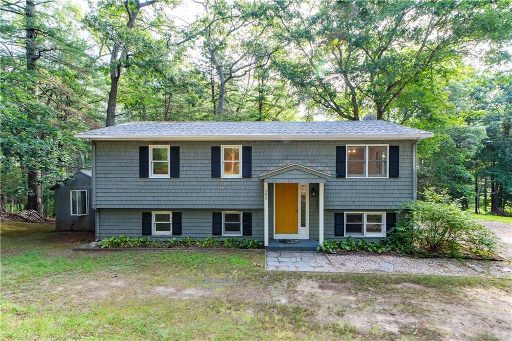 209 Shannock Road Property Photo 1