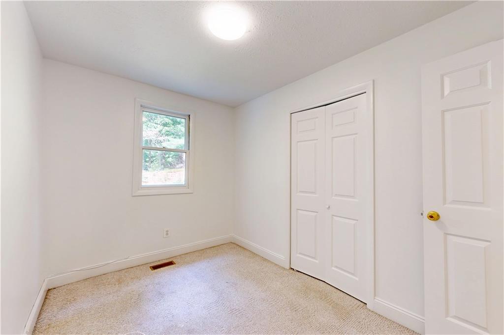 209 Shannock Road Property Photo 14