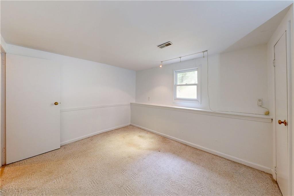 209 Shannock Road Property Photo 28