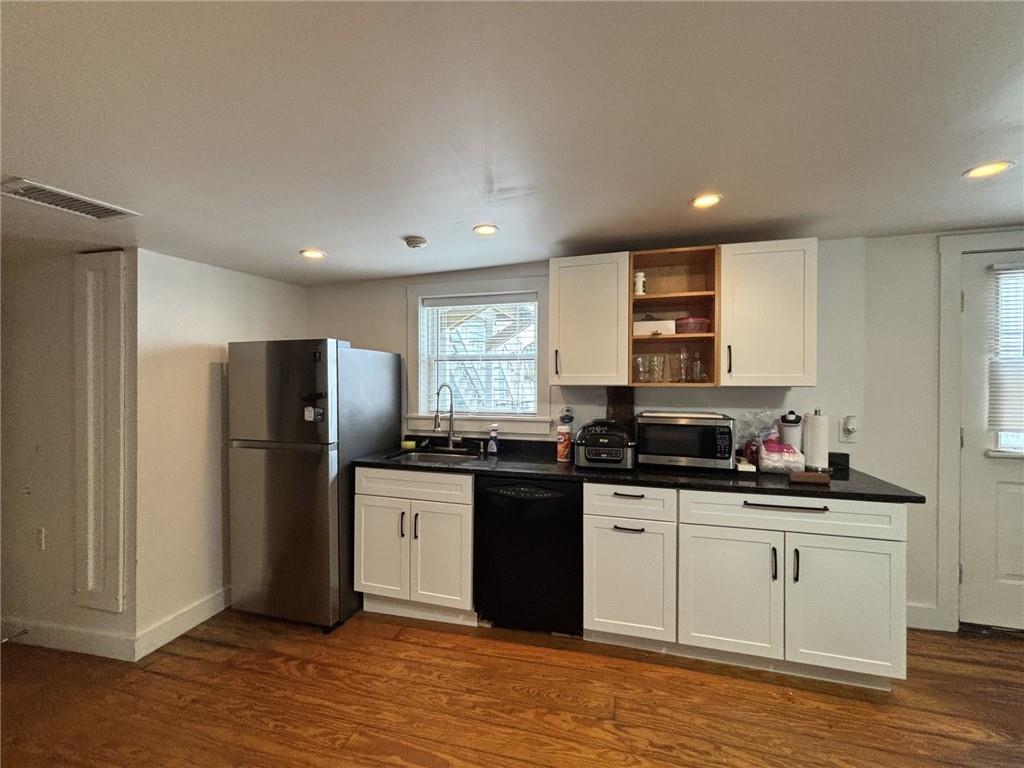 28 Broadway Unit A Property Photo 2