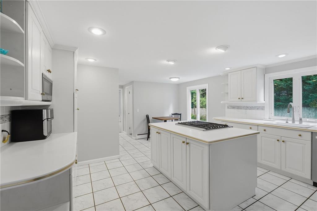 465 Red Chimney Drive Property Photo 16