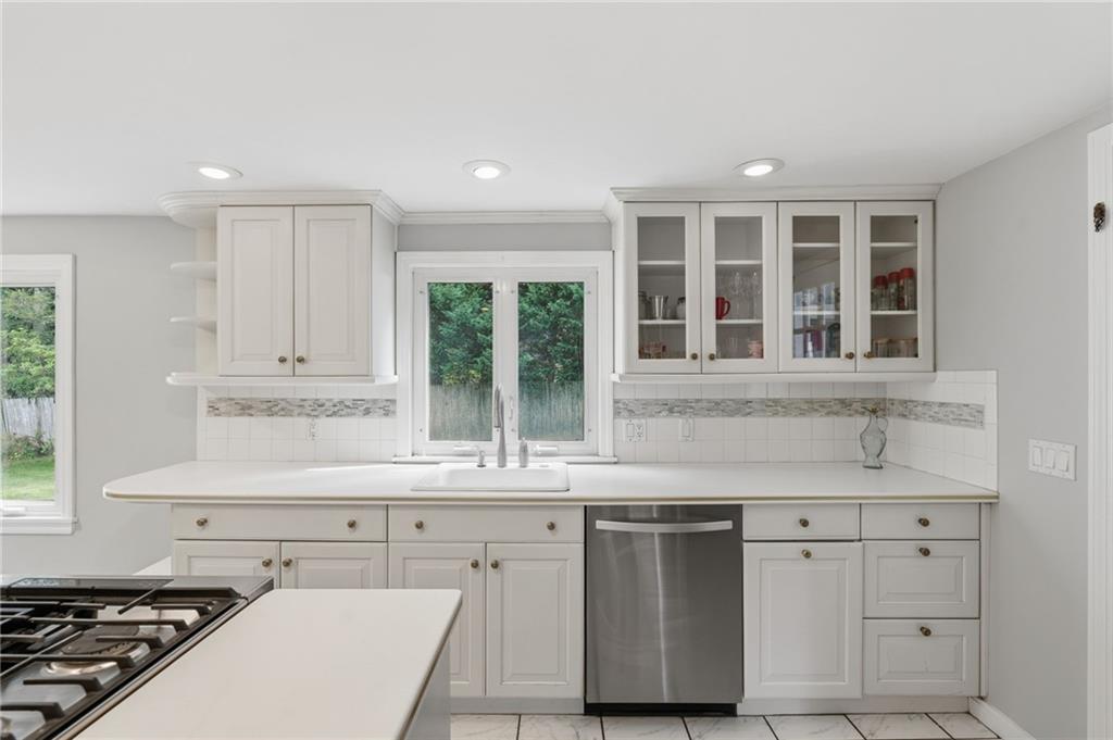 465 Red Chimney Drive Property Photo 19