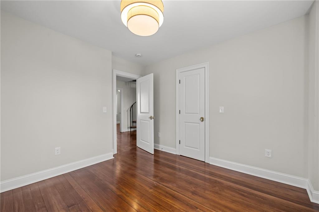 21 Russell Avenue Property Photo 33