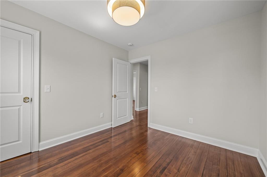 21 Russell Avenue Property Photo 35