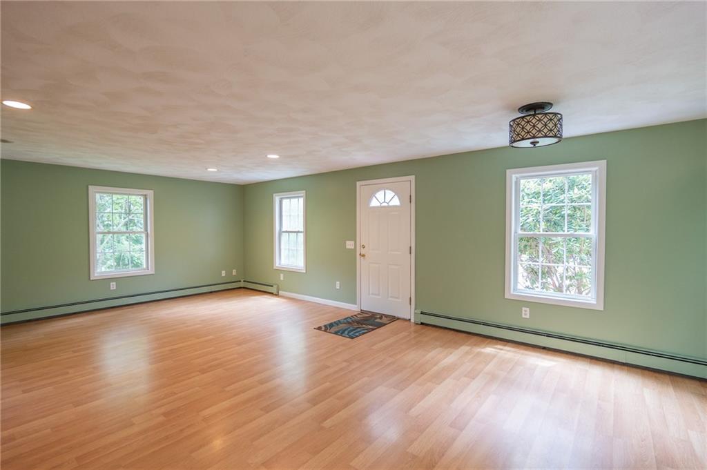 196 William Henry Road Property Photo 10