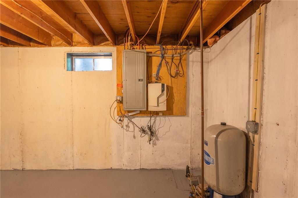 196 William Henry Road Property Photo 21
