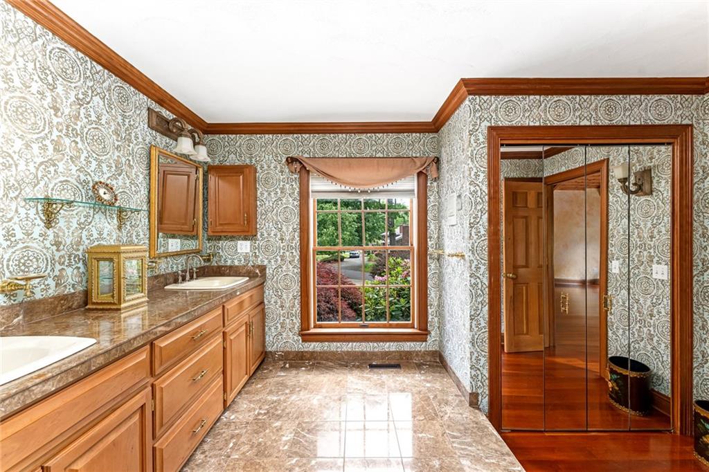 74 Oakwoods Drive Property Photo 21