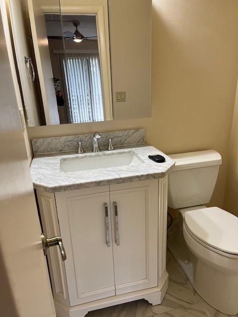 175 Hoffman Avenue Unit 410 Property Photo 6