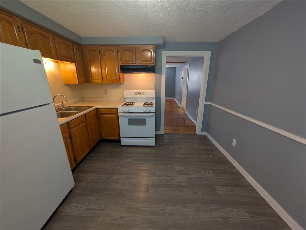 57 Pleasant Street Property Photo 9