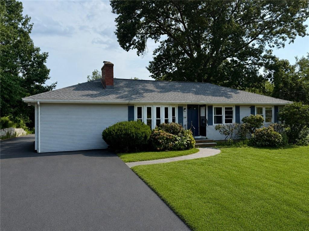 230 Airport Road Property Photo 3