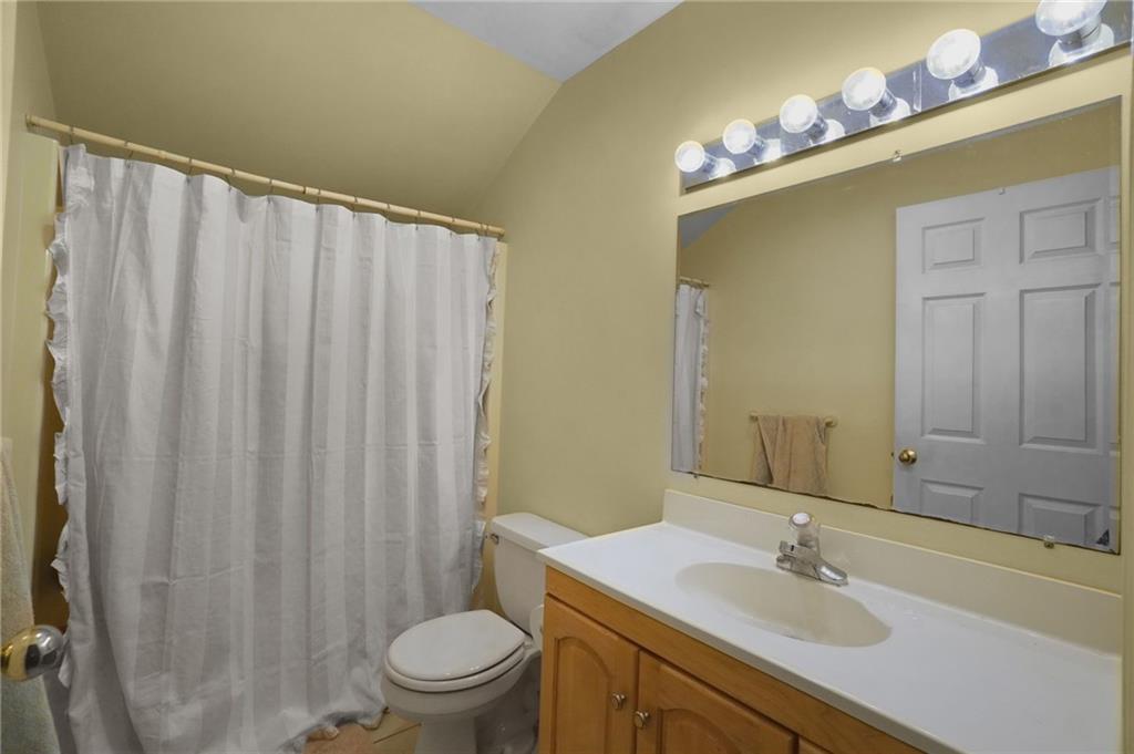 606 Hopkins Hill Road Property Photo 22