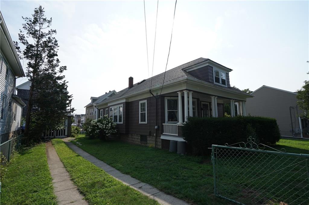 72 Boutwell Street Property Photo 5