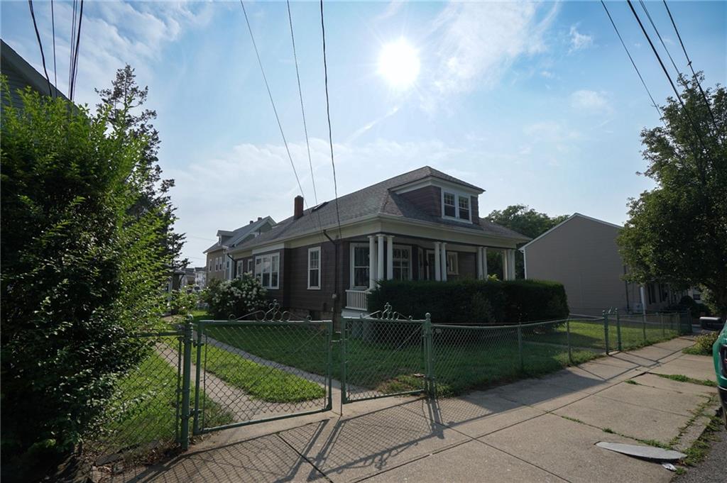 72 Boutwell Street Property Photo 6