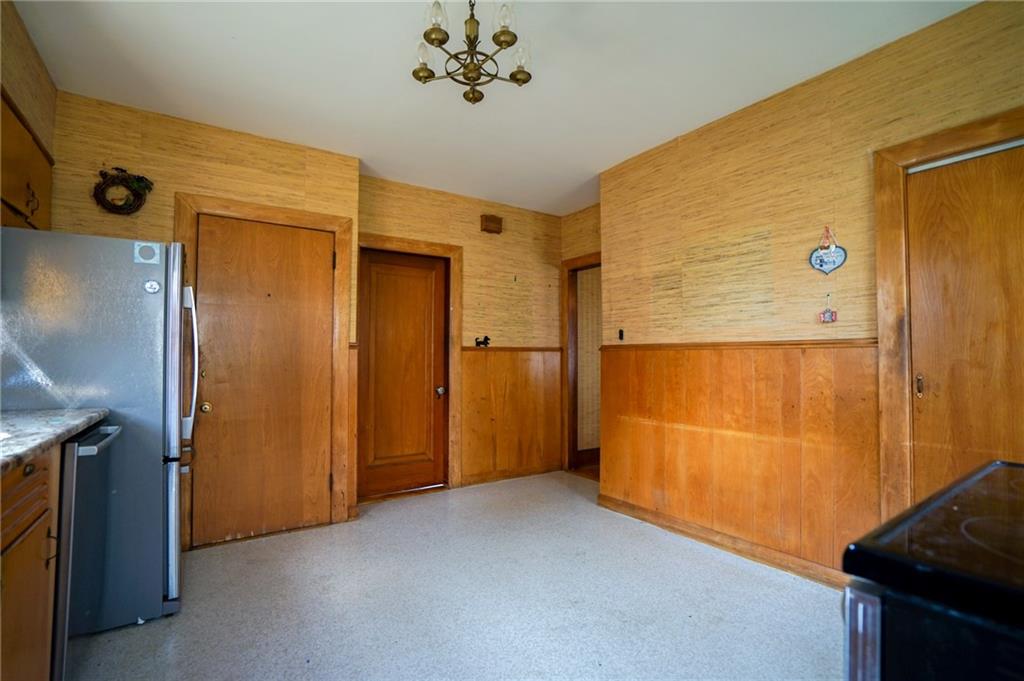 72 Boutwell Street Property Photo 11