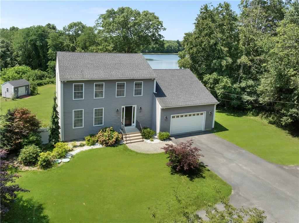 12 Woodlake Drive Property Photo 4