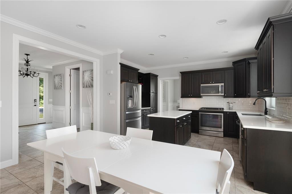 12 Woodlake Drive Property Photo 12