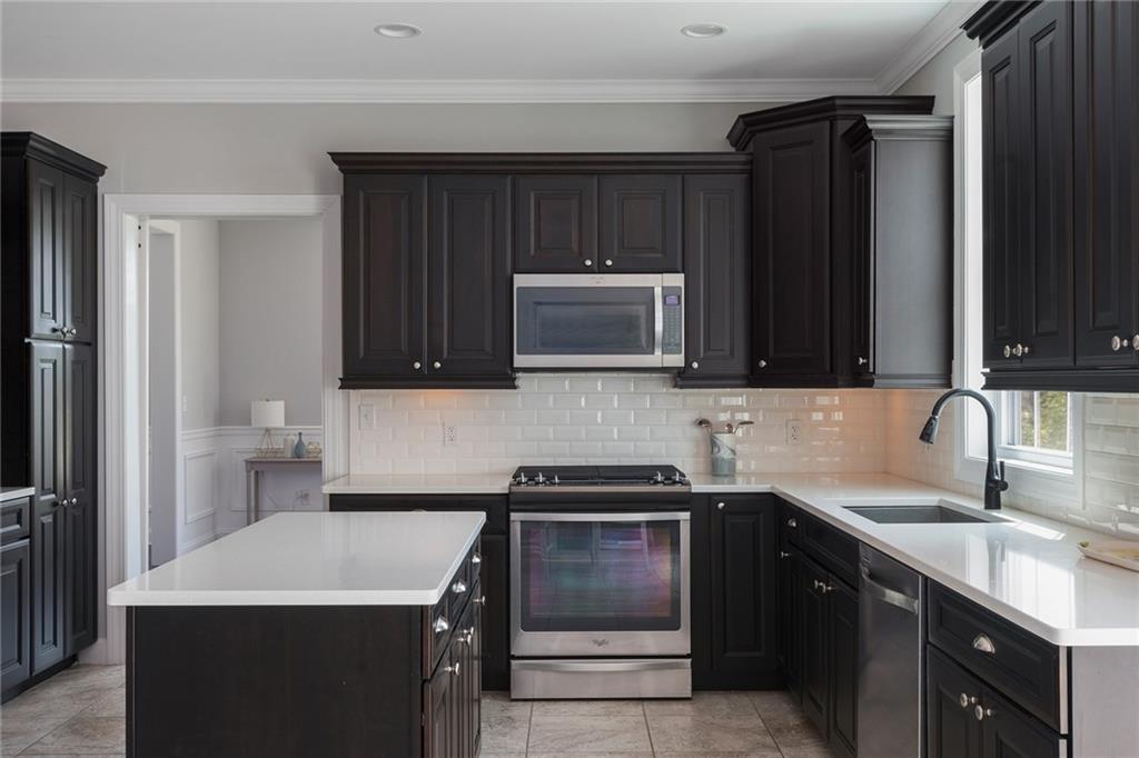12 Woodlake Drive Property Photo 15