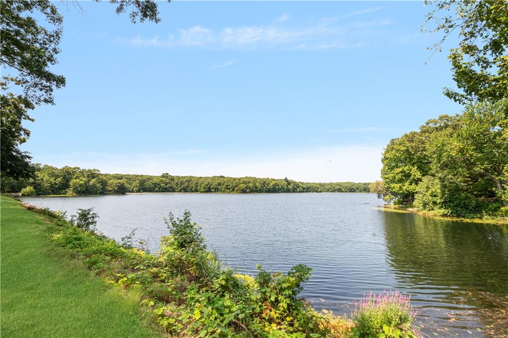 12 Woodlake Drive Property Photo 37