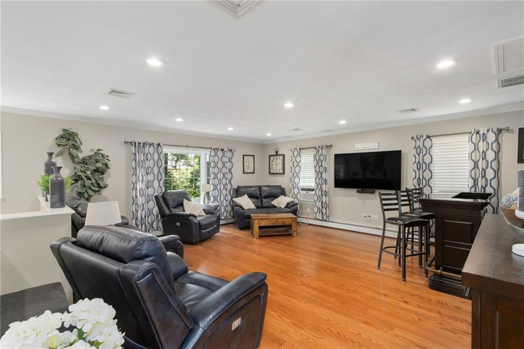 25 Factory Pond Circle Property Photo 6