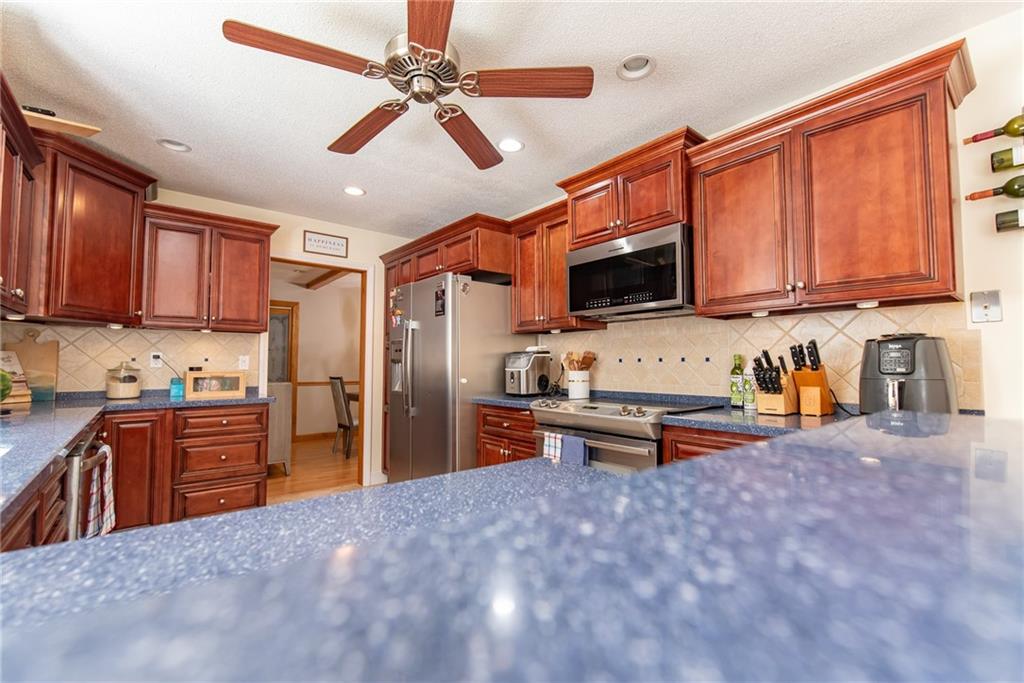 92 New Road Property Photo 11