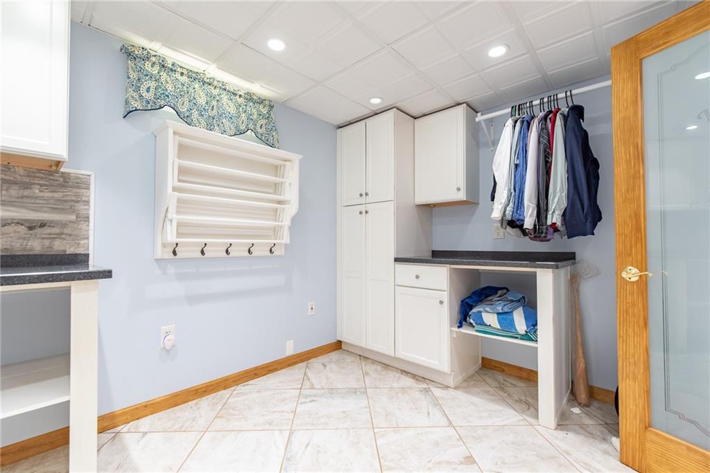 92 New Road Property Photo 33