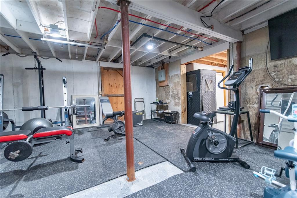 92 New Road Property Photo 36