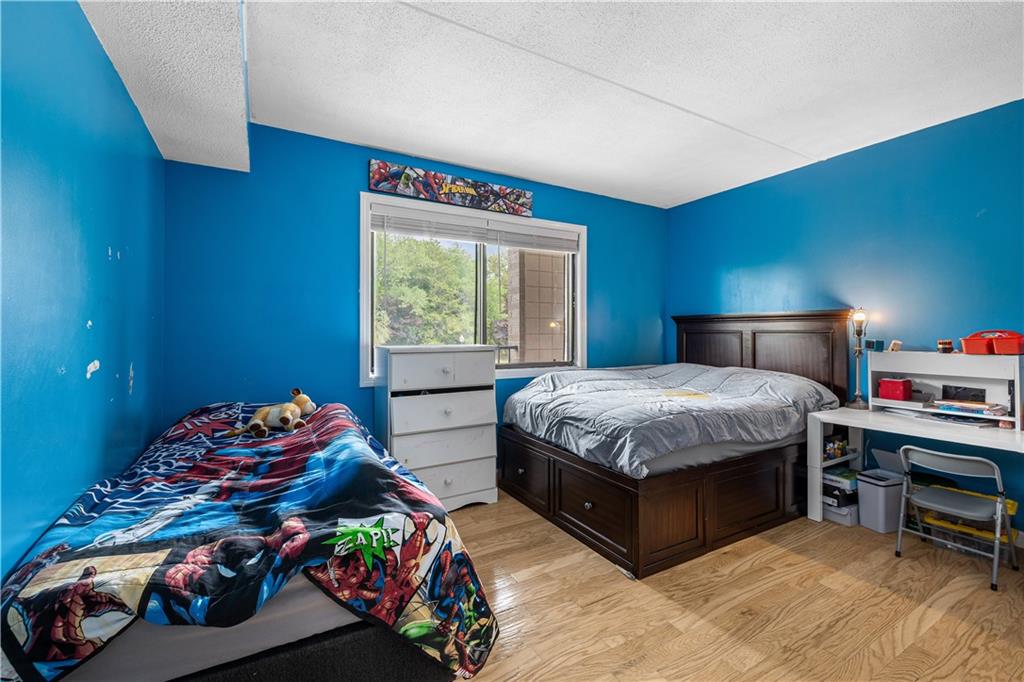 650 East Greenwich Avenue Unit 6-204 Property Photo 19