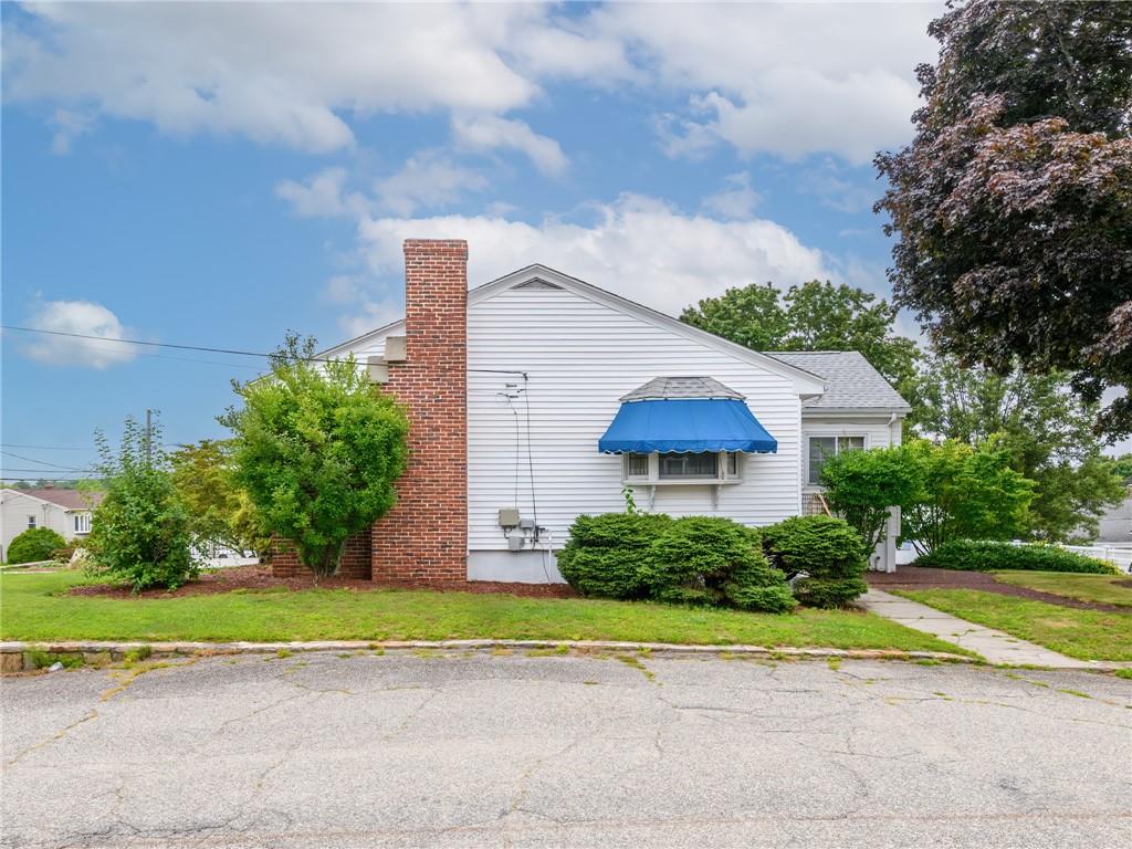 47 Homeland Street Property Photo 32