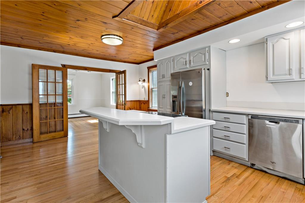 1217 Hope Street Property Photo 4