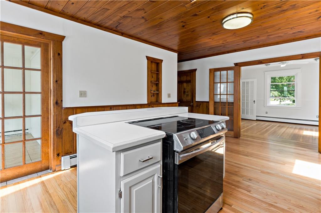 1217 Hope Street Property Photo 8
