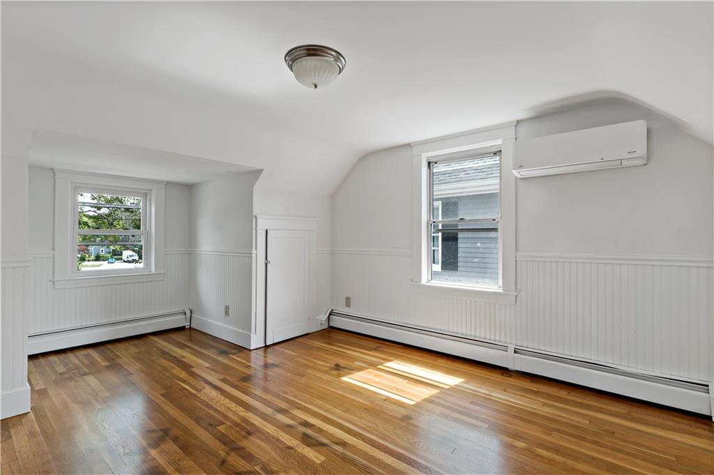 1217 Hope Street Property Photo 25