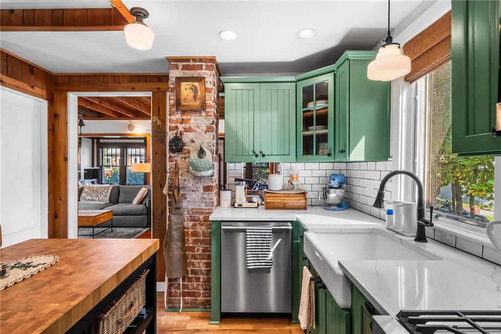 84 Alden Avenue Property Photo 12