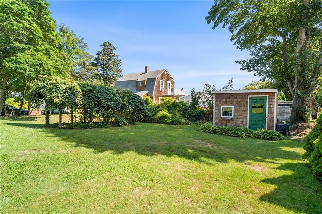 84 Alden Avenue Property Photo 39