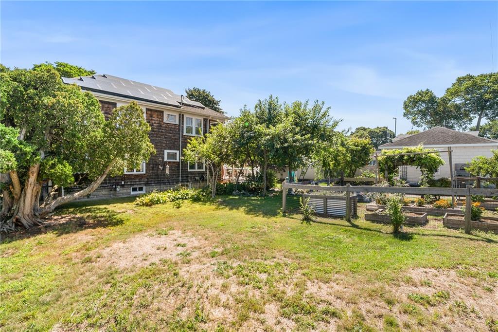 84 Alden Avenue Property Photo 44