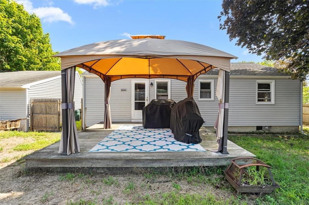 7 Sherwood Avenue Property Photo 8
