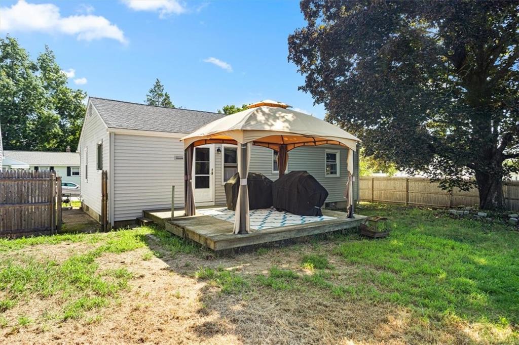 7 Sherwood Avenue Property Photo 11