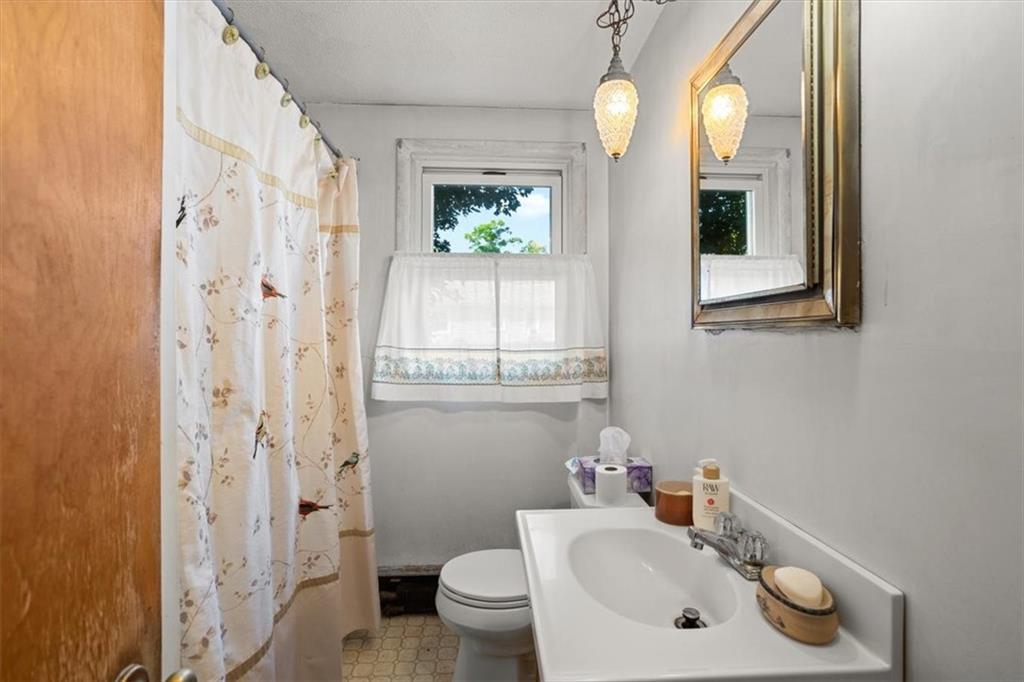 7 Sherwood Avenue Property Photo 17
